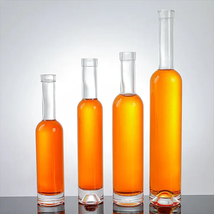 Como uma garrafa de licor de vidro Bellissima de pescoço longo com cortiça superior pode elevar sua marca de bebida